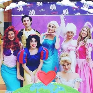 Meet your Posher, Laine